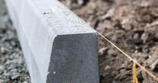 Установка бордюров для тротуарной плитки в Новошахтинске - цена от 833 руб.