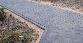 Укладка тротуарной плитки на основание в Новошахтинске в октябре