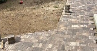Профессиональная укладка тротуарной плитки на клей в Новошахтинске в октябре