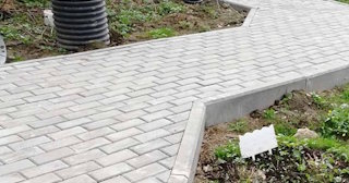 Профессиональная укладка брусчатки в Новошахтинске в октябре