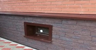 Облицовка цоколя панелями под камень в Новошахтинске в октябре