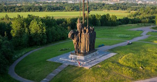 Благоустройство памятников в Новошахтинске от 937 руб. – компания ТротуарнаяПлитка